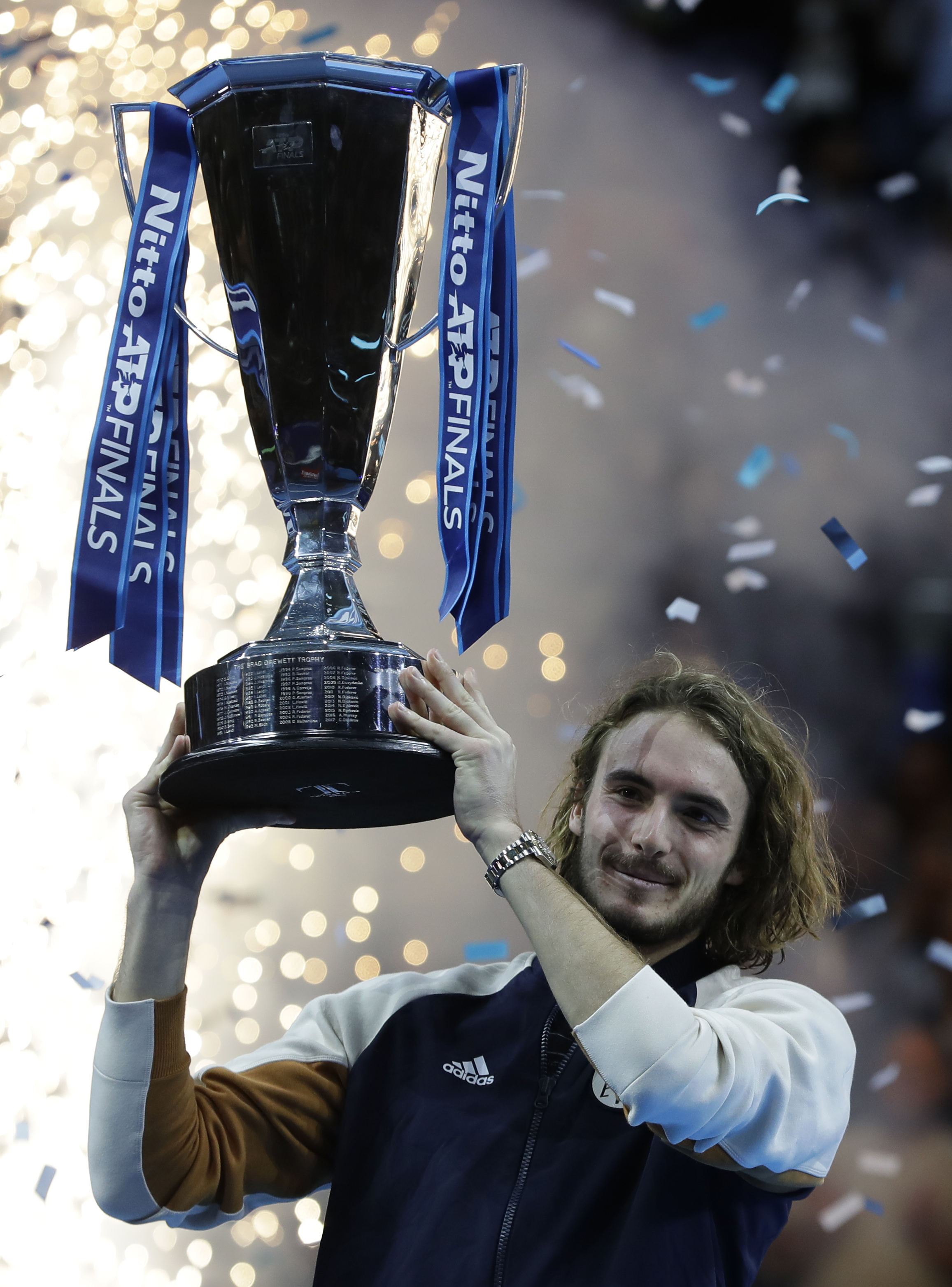 包含日本网球队翻盘德国网球队,西西帕斯惊艳世界的词条 包含日本网球队翻盘德国网球队,西西帕斯惊艳世界的词条